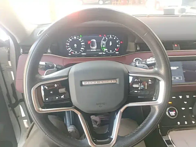 Land Rover Range Rover Evoque — Фото автомобиля 10
