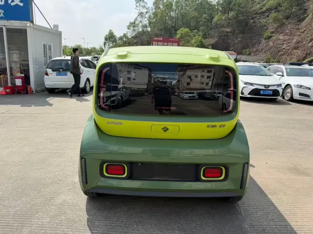 Baojun KiWi EV — Фото автомобиля 7