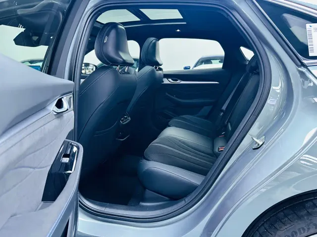 Geely Xingrui — Фото автомобиля 9