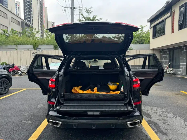 BMW X5 — Фото автомобиля 15