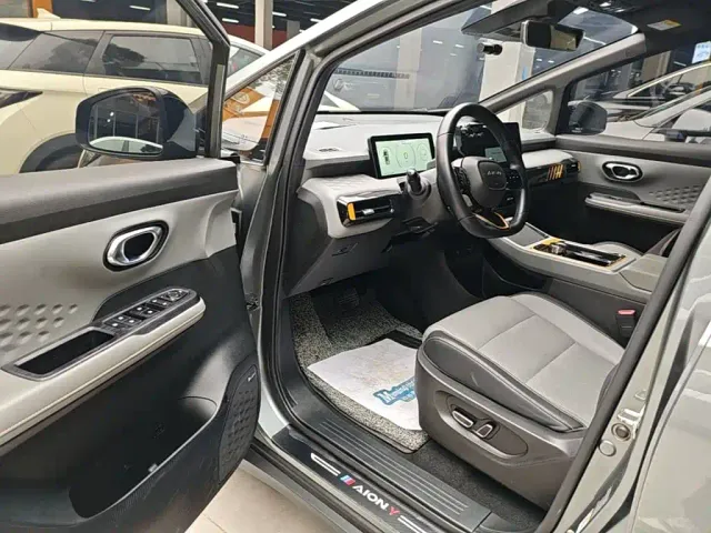 GAC Aion Y — Фото автомобиля 15