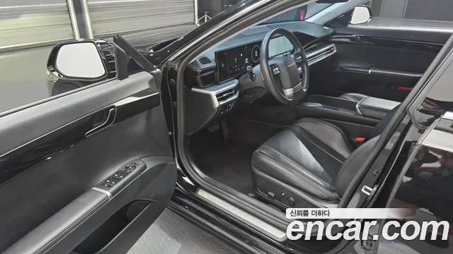 Hyundai Grandeur Grandeur (GN7) 2.5 Бензин 2WD — Фото автомобиля 3