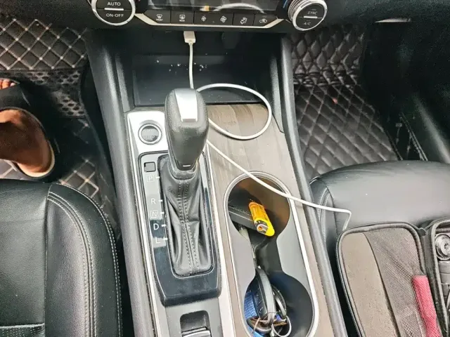 Nissan Teana — Фото автомобиля 15