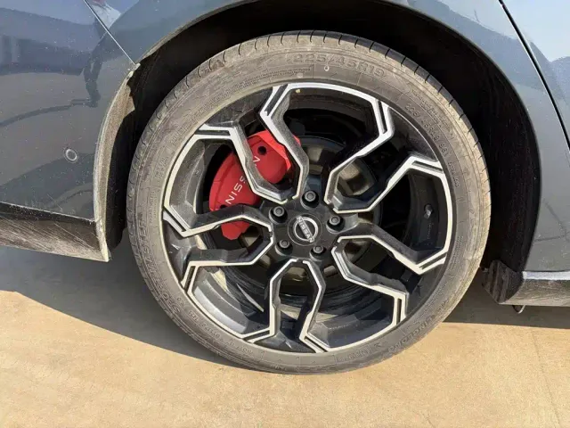 Nissan N7 — Фото автомобиля 17