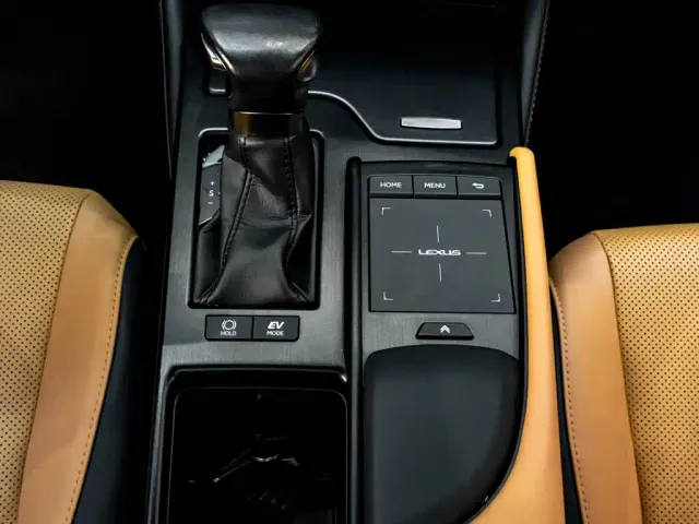 Lexus ES — Фото автомобиля 22