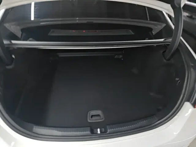 Mercedes-Benz C-Class — Фото автомобиля 18