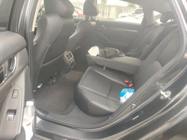 Honda Accord — Фото автомобиля 13