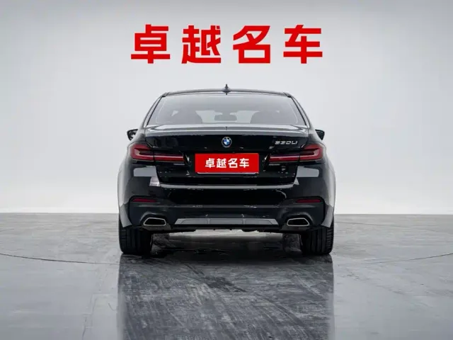 BMW 5 Series — Фото автомобиля 5