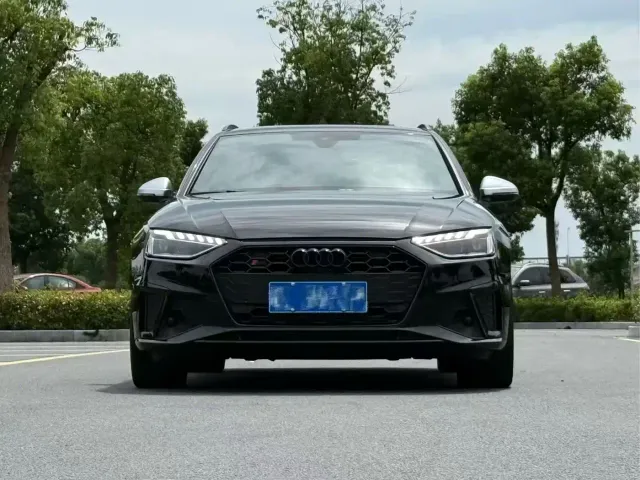 Audi S4 — Фото автомобиля 2