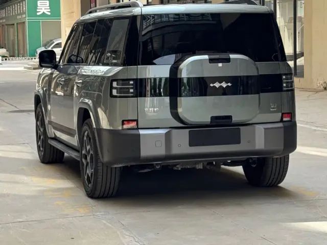 BYD FangChengBao Titanium 7 — Фото автомобиля 11