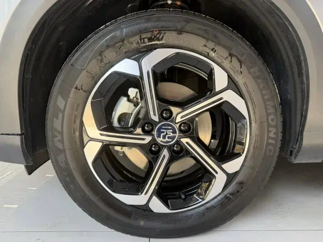 BYD Yuan PLUS — Фото автомобиля 10