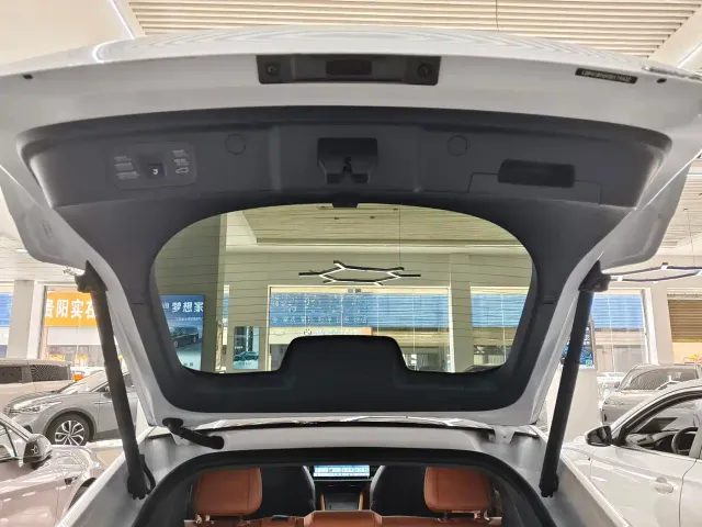 Dongfeng eπ 007 — Фото автомобиля 15