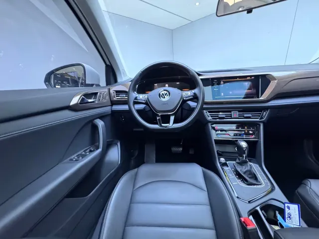 Volkswagen Tharu — Фото автомобиля 18