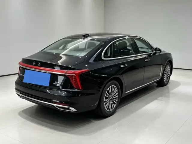 Hongqi H5 — Фото автомобиля 6