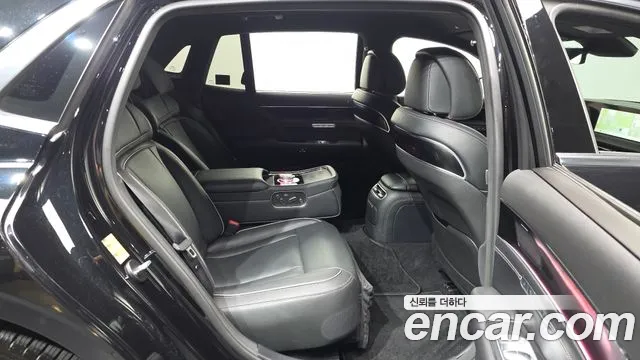 Genesis G90 Бензин 3.5 турбо AWD — Фото автомобиля 12