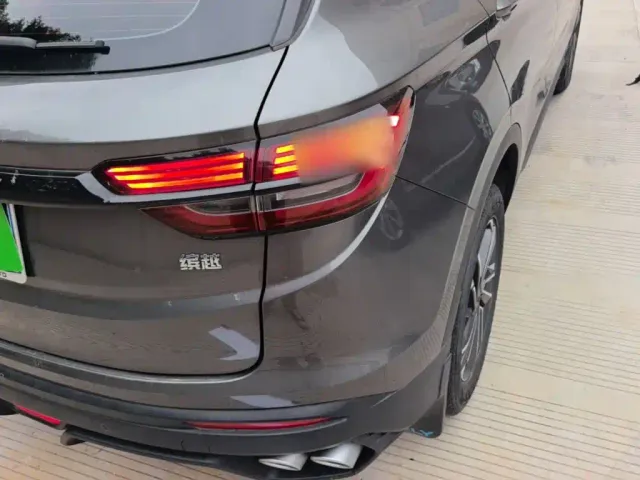 Geely Binyue — Фото автомобиля 7