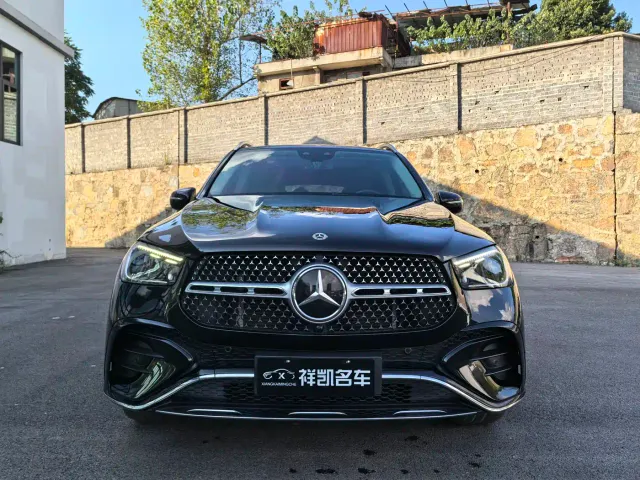 Mercedes-Benz GLE-Class — Фото автомобиля 2