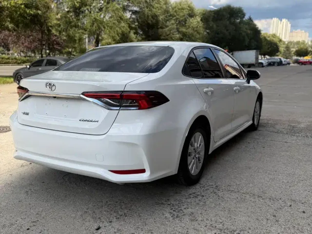 Toyota Corolla — Фото автомобиля 6