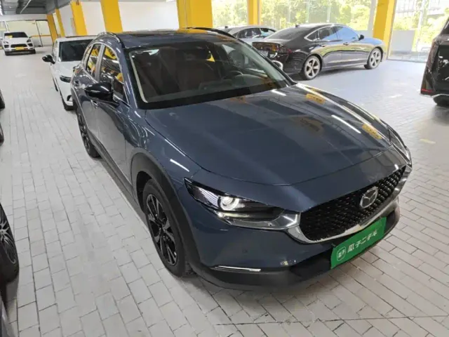 Mazda CX-30 — Фото автомобиля 3