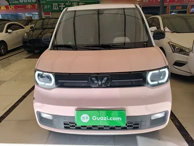 Wuling Hongguang Mini EV — Фото автомобиля 2