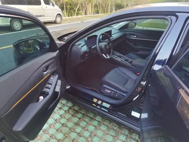 Honda Accord — Фото автомобиля 13