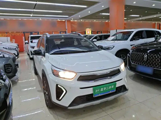 Kia KX1 — Фото автомобиля 3