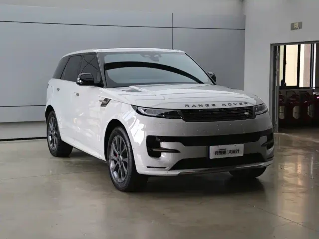 Land Rover Range Rover Sport — Фото автомобиля 30