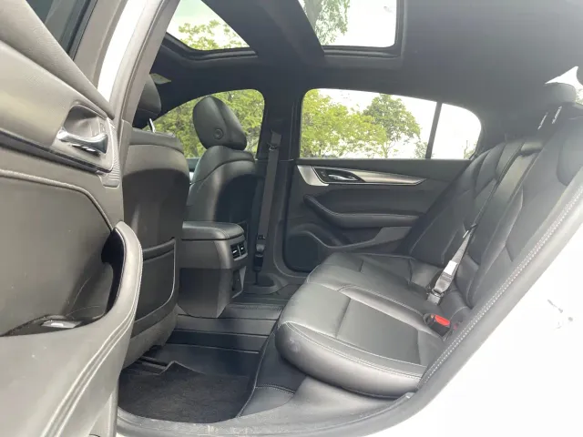 Cadillac CT5 — Фото автомобиля 8