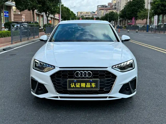 Audi A4L — Фото автомобиля 2