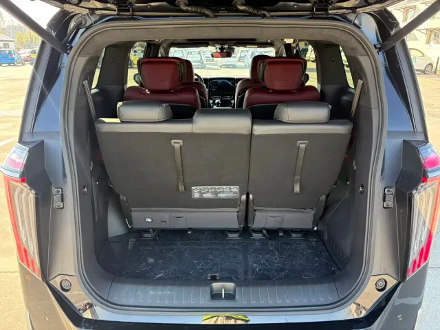 GAC Trumpchi M8 — Фото автомобиля 15