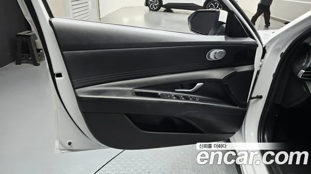 Hyundai Avante CN7 — Фото автомобиля 13
