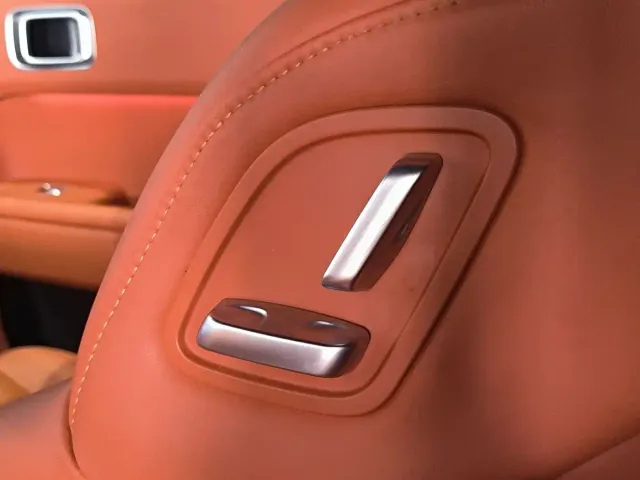 Li Auto L7 — Фото автомобиля 7