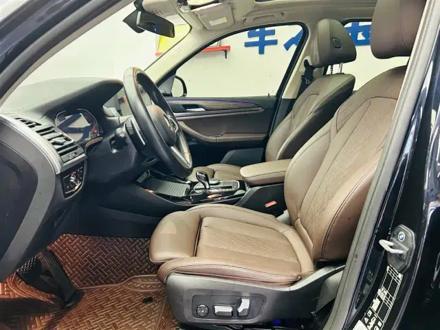 BMW X3 — Фото автомобиля 19