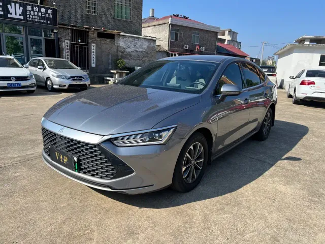 Фотография автомобиля — BYD Qin PLUS