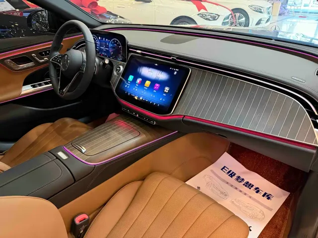 Mercedes-Benz E-Class — Фото автомобиля 10