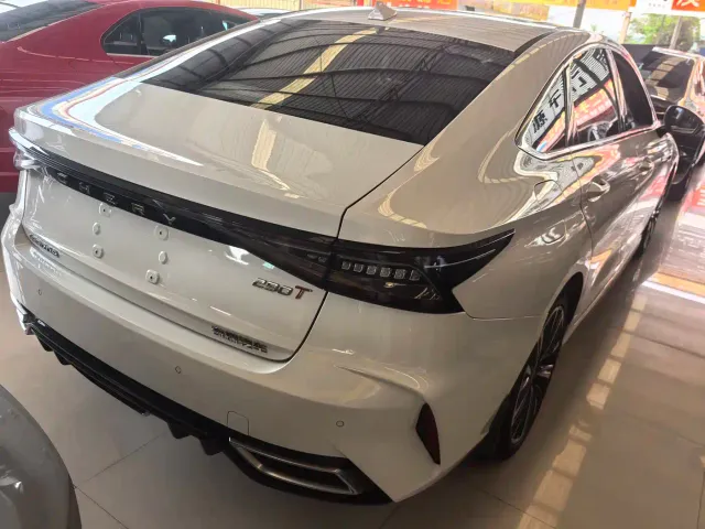 Chery Arrizo 8 — Фото автомобиля 13