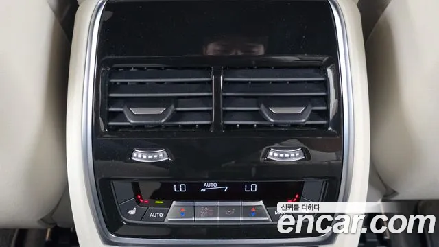 BMW X7 — Фото автомобиля 19