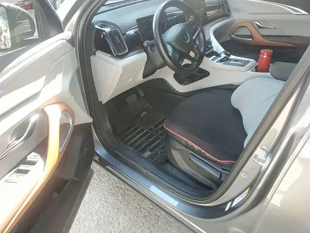 BYD Song Pro — Фото автомобиля 11