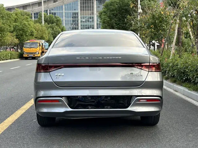BYD Qin PLUS — Фото автомобиля 5