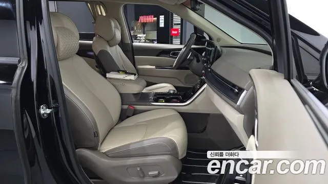 Kia Carnival 4th Gen — Фото автомобиля 18