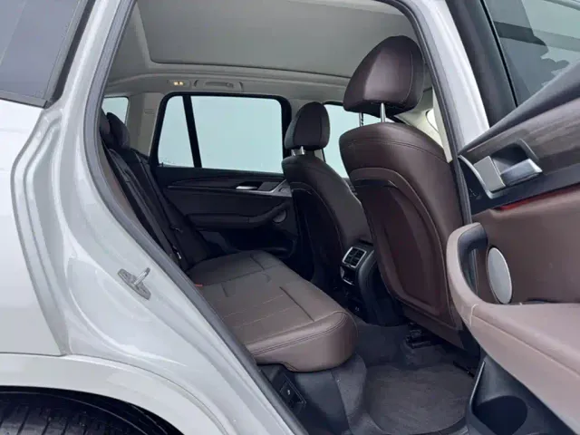 BMW X3 — Фото автомобиля 12