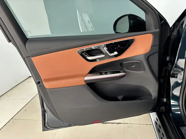 Mercedes-Benz GLC-Class — Фото автомобиля 10