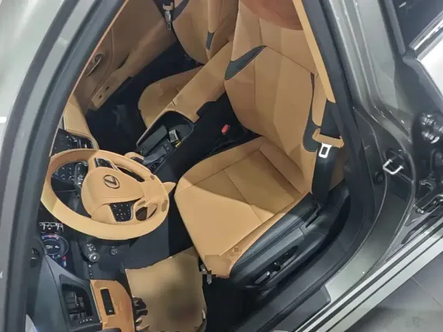 Lexus ES — Фото автомобиля 14