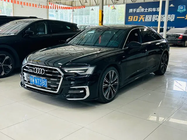 Фотография автомобиля — Audi A6L