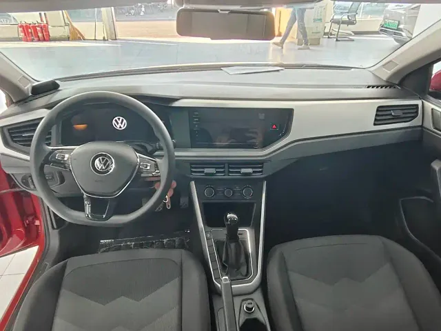 Volkswagen Polo — Фото автомобиля 5