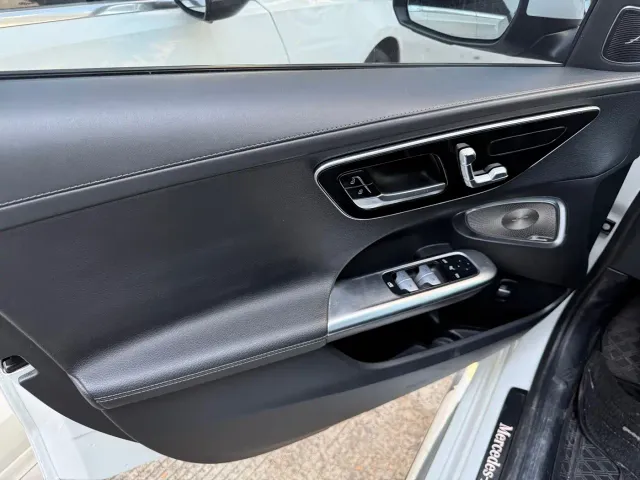 Mercedes-Benz C-Class — Фото автомобиля 19