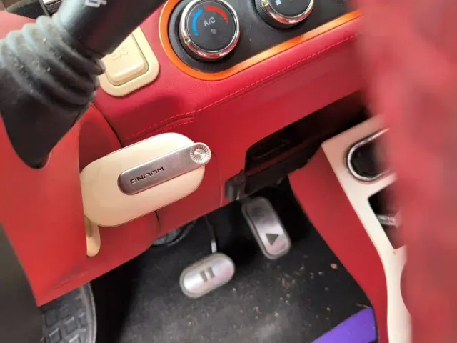 Wuling Hongguang Mini EV — Фото автомобиля 9