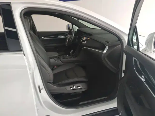 Cadillac XT5 — Фото автомобиля 8