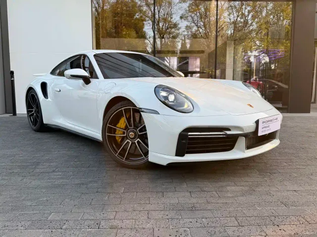 Porsche 911 — Фото автомобиля 3