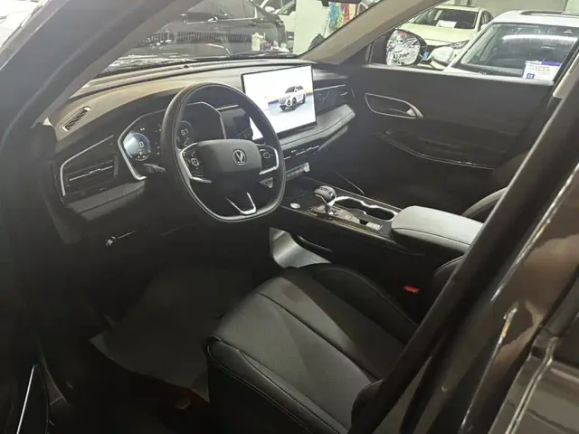 Changan CS75 — Фото автомобиля 13